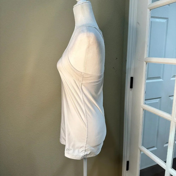 UNDER ARMOUR Heat Gear Racer Back Workout Tank Top - size Medium - Picture 7 of 10